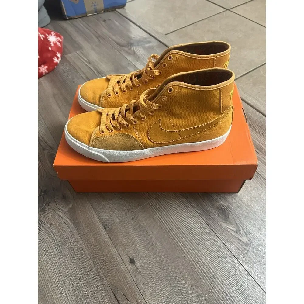 Size 8 - Nike Blazer Court Premium SB Mid Light Curry - Picture 2 of 7